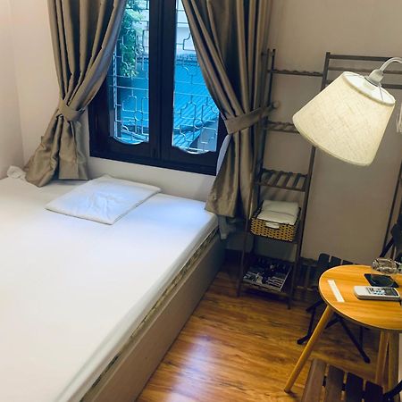 Huong'S Family Homestay Hanoi Buitenkant foto