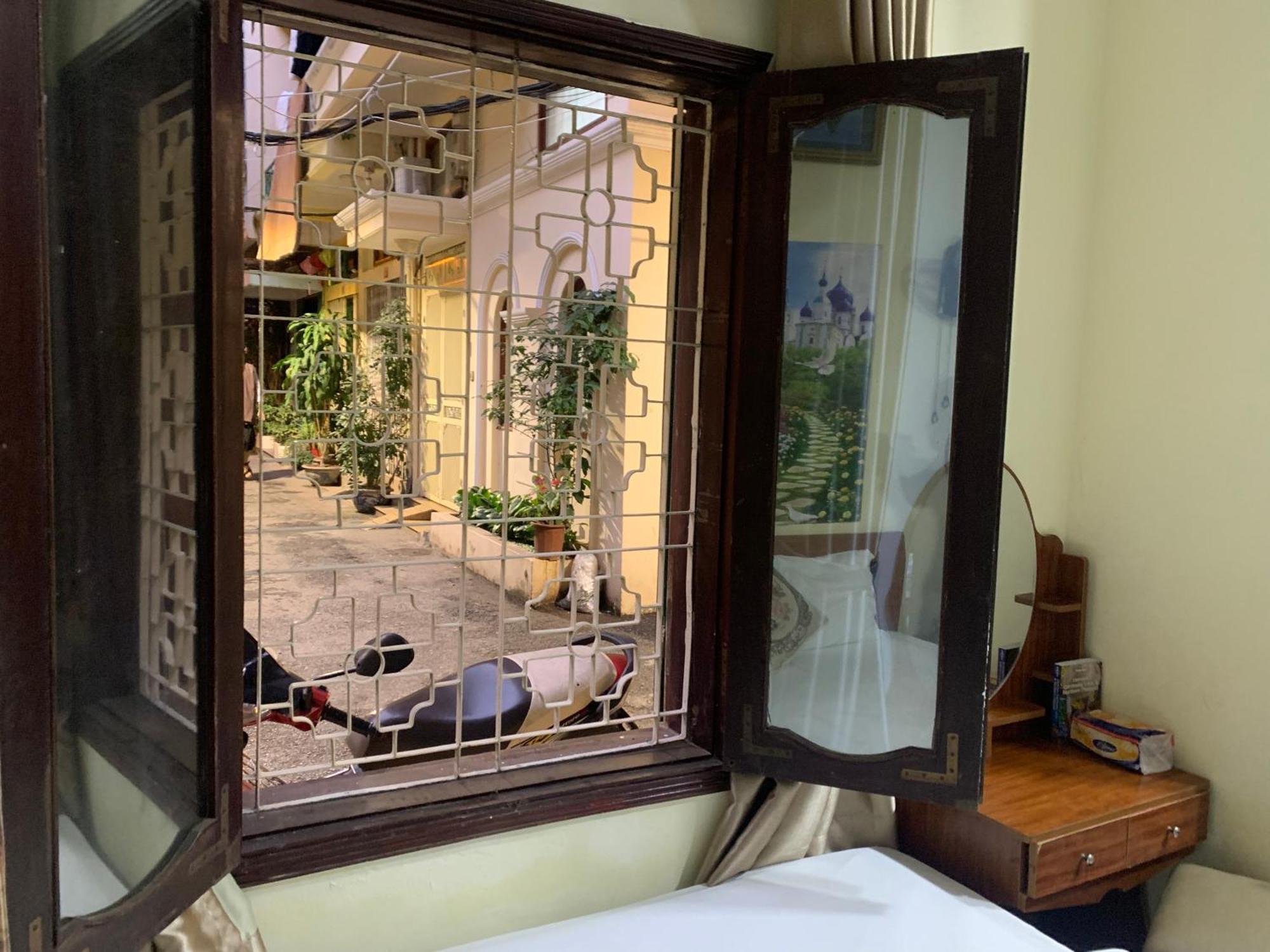 Huong'S Family Homestay Hanoi Buitenkant foto